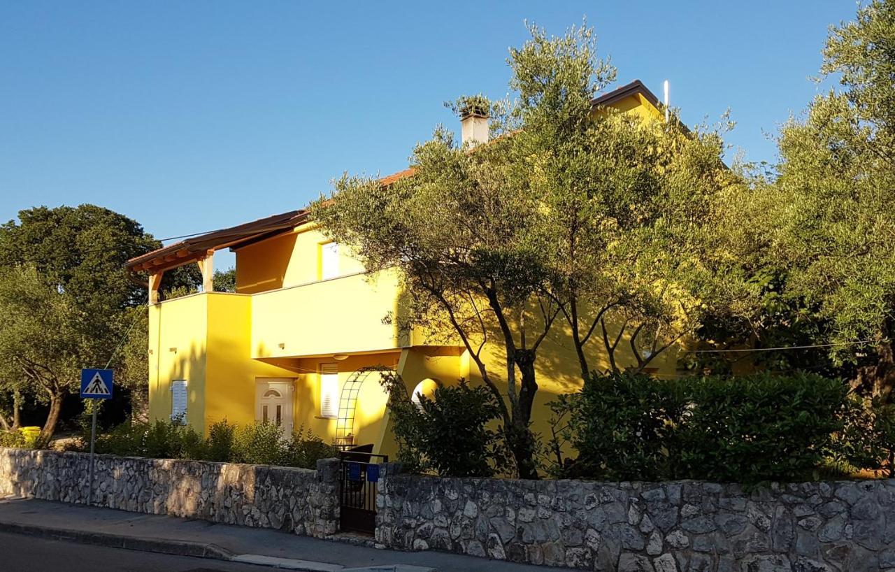 Apartmani Ljerka Malinska Exterior foto