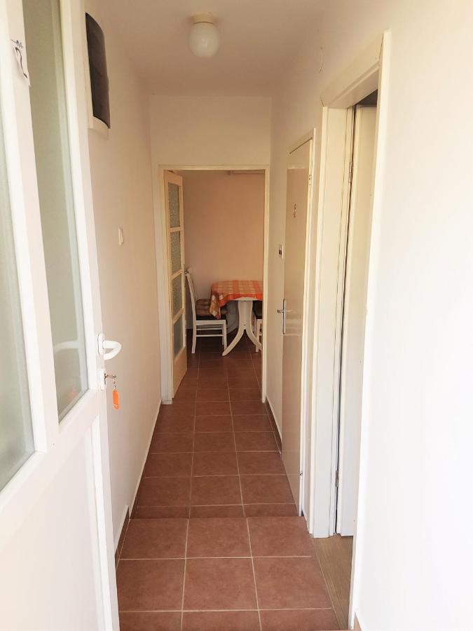 Apartmani Ljerka Malinska Exterior foto